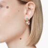 Cercei Chroma Drop cu tăietură în formă de pernă, multicolori, placati cu aur Cercei Chroma Drop cu tăietură în formă de pernă, multicolori, placati cu aur