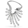 Colecția Vienna – Cercei tip „ear cuff” în formă de lebădă, albi, placati cu ruteniu Colecția Vienna – Cercei tip „ear cuff” în formă de lebădă, albi, placati cu ruteniu