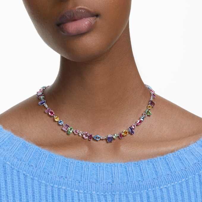 Colier Gema cu tăieturi mixte, multicolor, placat cu rodiu Colier Gema cu tăieturi mixte, multicolor, placat cu rodiu