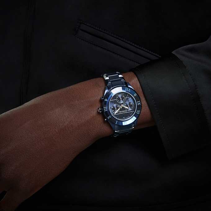 Dextera Chrono 39 mm, fabricat în Elveția, brățară metalică, albastru, finisaj albastru Dextera Chrono 39 mm, fabricat în Elveția, brățară metalică, albastru, finisaj albastru