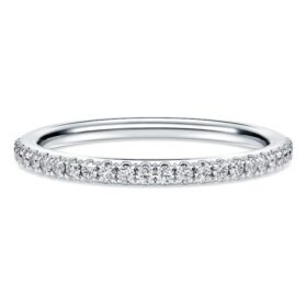 Inel cu bandă Eternity cu diamante create în laborator, 0,2 carate în total, formă rotundă, aur alb de 14K Inel cu bandă Eternity cu diamante create în laborator, 0,2 carate în total, formă rotundă, aur alb de 14K