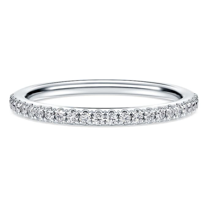 Inel cu bandă Eternity cu diamante create în laborator, 0,2 carate în total, formă rotundă, aur alb de 14K Inel cu bandă Eternity cu diamante create în laborator, 0,2 carate în total, formă rotundă, aur alb de 14K