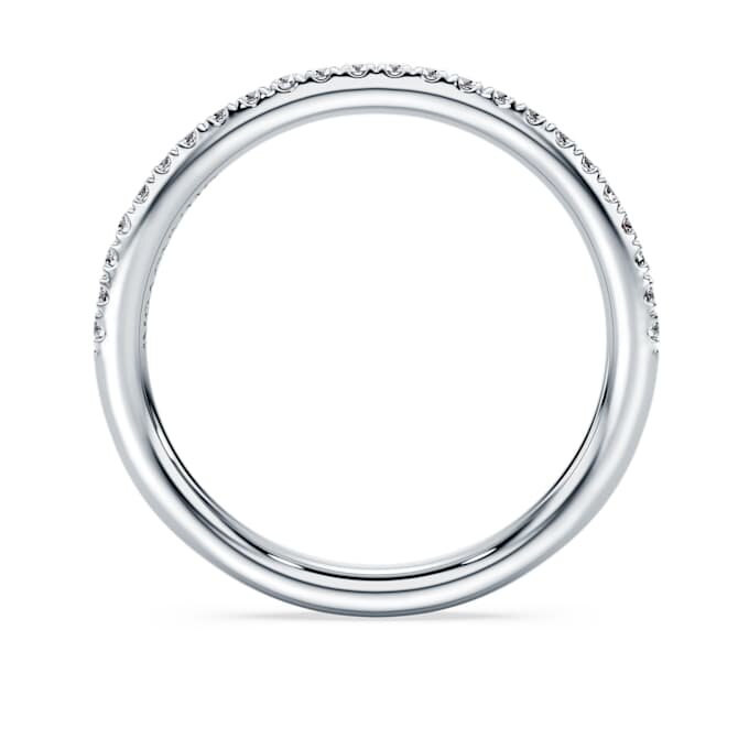 Inel cu bandă Eternity cu diamante create în laborator, 0,2 carate în total, formă rotundă, aur alb de 14K Inel cu bandă Eternity cu diamante create în laborator, 0,2 carate în total, formă rotundă, aur alb de 14K
