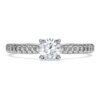 Inel solitar Eternity cu diamante create în laborator, 0,7 ct în total, formă rotundă, aur alb de 14K Inel solitar Eternity cu diamante create în laborator, 0,7 ct în total, formă rotundă, aur alb de 14K