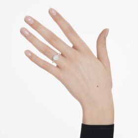 Inel solitar Eternity Halo cu diamante create în laborator, 1,33 carate în total, formă rotundă, aur alb de 14K Inel solitar Eternity Halo cu diamante create în laborator, 1,33 carate în total, formă rotundă, aur alb de 14K
