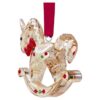 Ornament de Crăciun „Holiday Cheers” – cal de lemn balansoar în formă de turtă dulce Ornament de Crăciun „Holiday Cheers” – cal de lemn balansoar în formă de turtă dulce