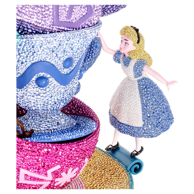 Petrecerea la ceai din „Alice în Țara Minunilor” – Ediție limitată Petrecerea la ceai din „Alice în Țara Minunilor” – Ediție limitată